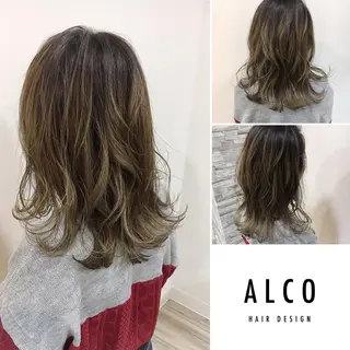 ミディアム カラー ワタイショウタ 髪質改善✨眉毛サロンのヘアスタイル