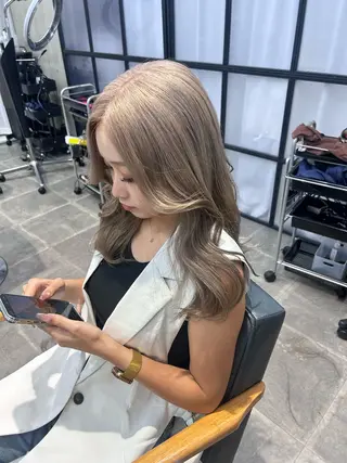 セミロング カラー 韓国×髪質改善カラー 💎hinaのヘアスタイル