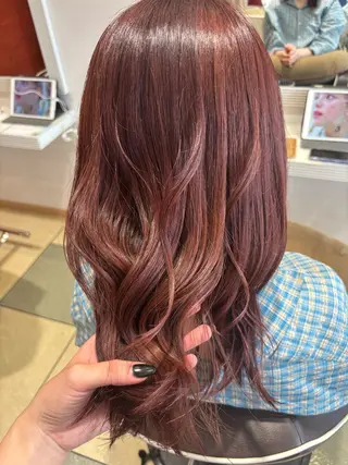 ミディアム カラー ベージュカラー⌇﻿ くびれヘア.𐙚心音のヘアスタイル