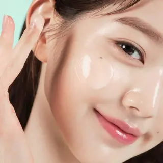 SSINSTUDIO高田馬場店所属・CHIHIRO. 【eye&brow】のマツエク・マツパデザイン