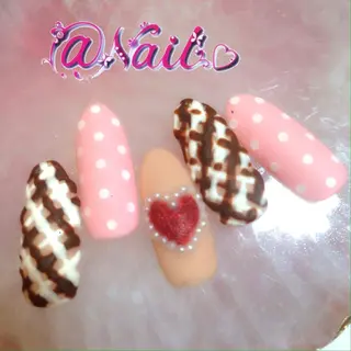 ネイル 小尾 栞のネイルデザイン