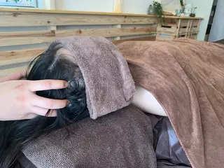 vallée de loqua所属・ヴァレドロクア RINAのエステ・リラクイメージ