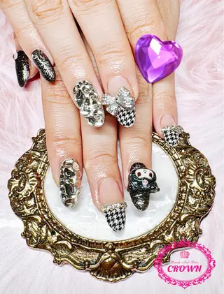 ネイル CROWN プライベートサロンのネイルデザイン