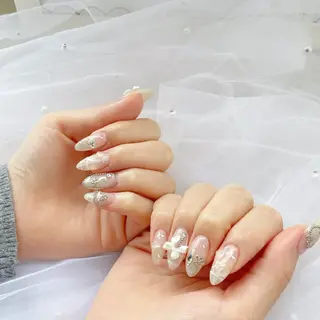 ネイル nail room utouto所属・横田 綾乃のネイルデザイン