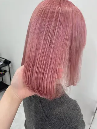 セミロング カラー Ella所属・nana【艶髪】/ レイヤー/縮毛矯正のヘアスタイル