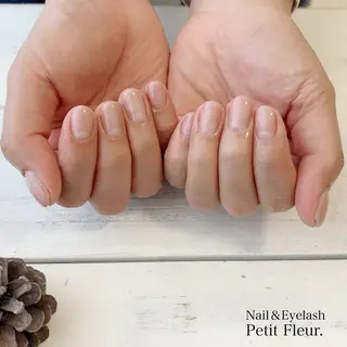 ネイル Petit Fleur所属・青柳 亜梨奈のマツエク・マツパデザイン