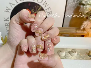 ネイル One Plus Nail Salonのネイルデザイン