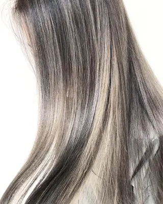 ロング ブリーチ/髪質改善 NYNY大久保のヘアスタイル