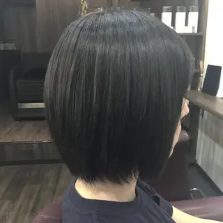 ショート カラー パーマ embrace エンブレイスのヘアスタイル