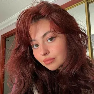 セミロング カラー minami🪷 暖色カラーのヘアスタイル