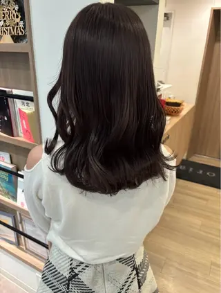 ミディアム モテ髪‎🫧赤み消し カラー表参道きょうこのヘアスタイル