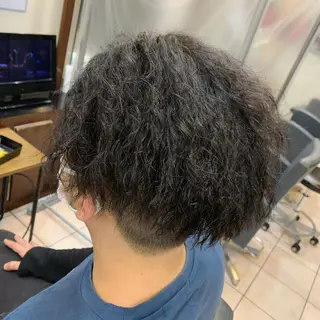 ミディアム パーマ Zina天王寺 CHIAKIのヘアスタイル