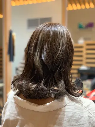 セミロング カラー 関口 友行のヘアスタイル