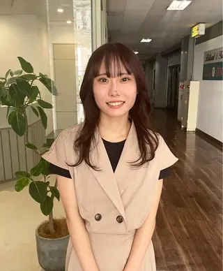 カラー カットパーマモデル 山中 遥のヘアスタイル