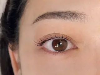 パーマ Arva 【Leia】のマツエク・マツパデザイン