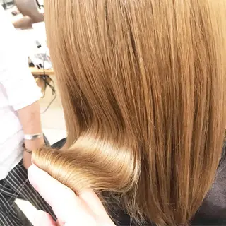 セミロング Neolive caffのヘアスタイル