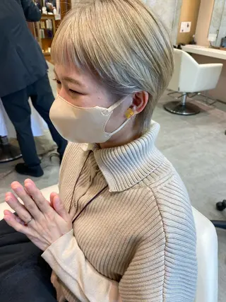 ショート カラー 店長/mao/ 前髪/顔周りカットのヘアスタイル