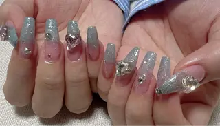 ネイル t. yoshizawaのネイルデザイン