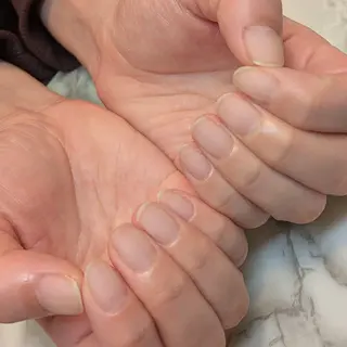 ネイル ジェヌインネイル 河内のネイルデザイン