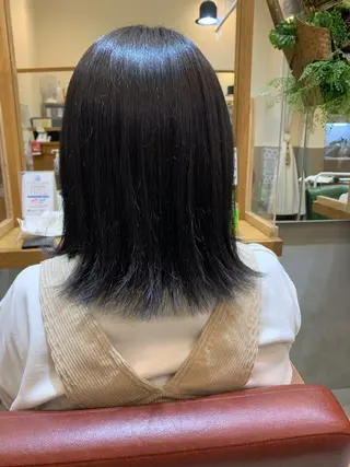 ミディアム カラー 若狭 彩花のヘアスタイル