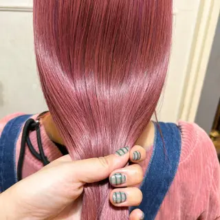 ロング カラー BRITS 渡辺 菜々子のヘアスタイル