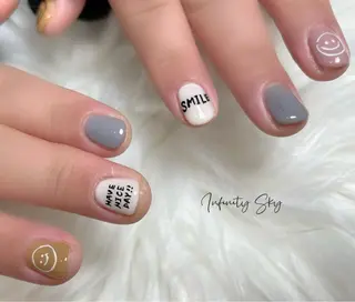 ネイル infinity skyのネイルデザイン