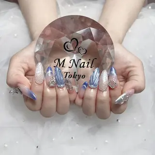 ネイル M✨ワンホン風ネイル パラジェル取扱🦋リのネイルデザイン