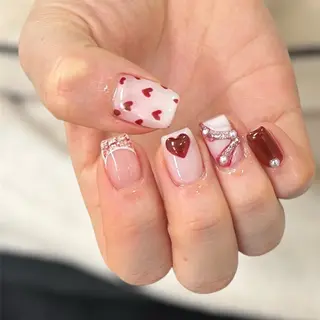 ネイル アトリエ　ミモザ所属・いまむら あかりのネイルデザイン