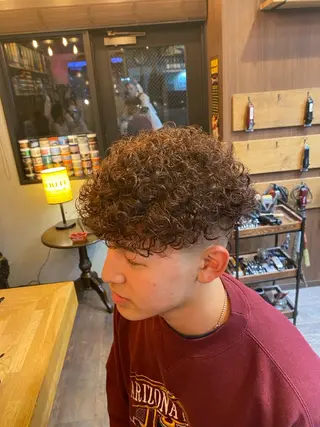 ショート パーマ メンズ なかで りゅうのすけのヘアスタイル