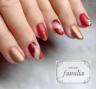 ネイル -nailroom- familiaのネイルデザイン