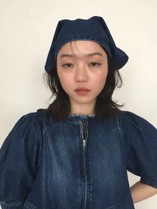 ミディアム 熊谷 由貴のヘアスタイル