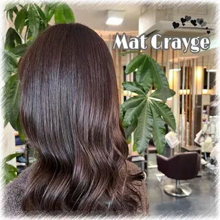 セミロング カラー 岡本 絢香のヘアスタイル