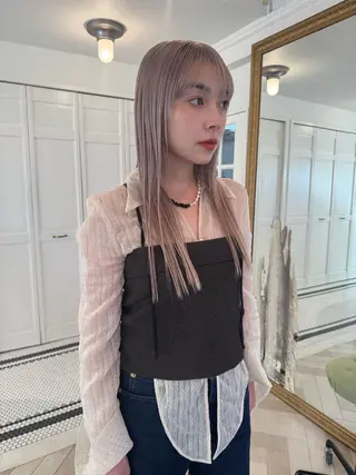 カラー ブリーチカラー🎀 韓国風/寺門美優のヘアスタイル