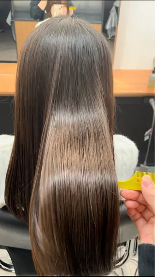 ロング 江藤 かえでのヘアスタイル