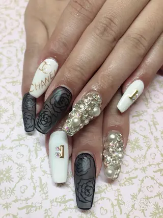 ネイル Piacere所属・Piacere 絵美のネイルデザイン