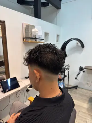 ショート Lowha(ローハ)所属・蓑島廉 ミノシマレンのヘアスタイル