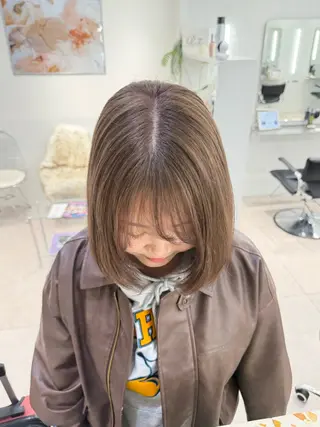 ミディアム ONYX 表参道所属・ショート/ボブ/似 合わせ/顔周りカットのヘアスタイル