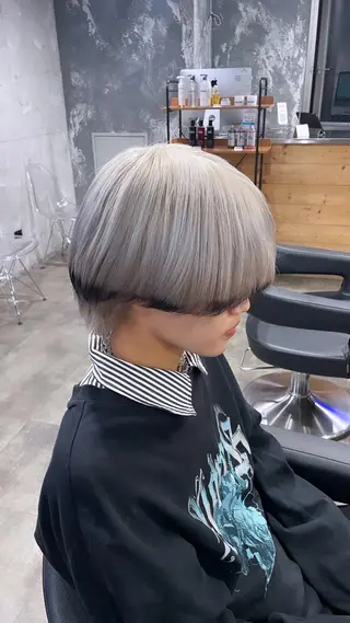 ショート ハイトーン 横浜💞ミオのヘアスタイル