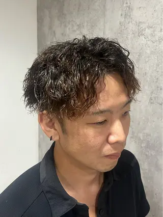 ショート パーマ メンズ パーマ特化美容師 🔥Yoshiyaのヘアスタイル