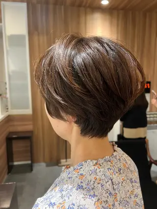 ショート 村中 逸紀のヘアスタイル