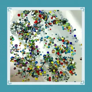 ネイル pink ladyサロン所属・べ にのネイルデザイン