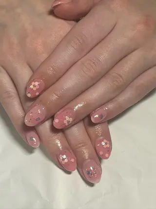 ネイル e.nail所属・🍎吉田 恵里🍎のネイルデザイン