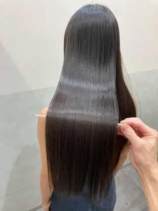 ロング 自然で柔らかい縮毛 矯正✨松尾郁哉のヘアスタイル