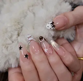 ネイル エリ🫧 nail池袋東口のネイルデザイン