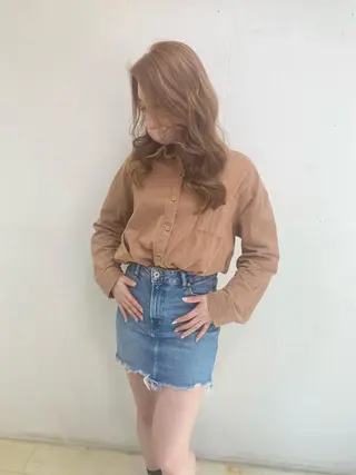 ロング カラー ヘアアレンジ メンズ キッズ ネイル マツエク・マツパ アイブロウ 🌟ブリーチ特化型 ハイトーンカラー🌟のヘアスタイル