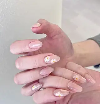 ネイル Oomiya 服部のネイルデザイン