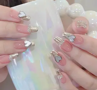 ネイル D-BEAUTY Nailsalonのネイルデザイン