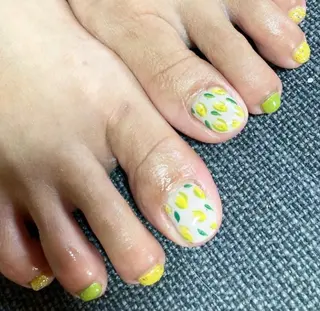 ネイル nail  salon Kojima所属・古島 里彩のネイルデザイン