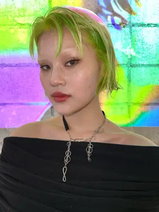 ショート カラー haco＋所属・圧倒的デザイン力 店長🎨RENAのヘアスタイル