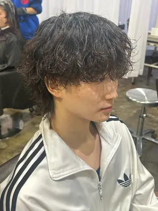 ショート パーマ メンズ キタダ ヒロキのヘアスタイル